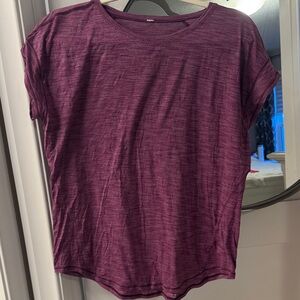 lululemon athletica Maroon Short Sleeve Tee